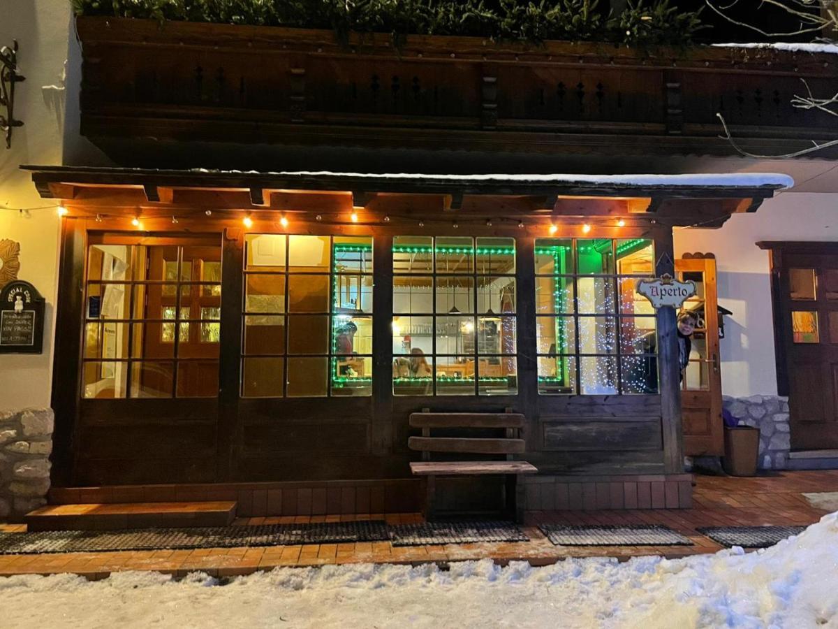 Al Cervo Albergo - Hotel Stabiziane Екстериор снимка